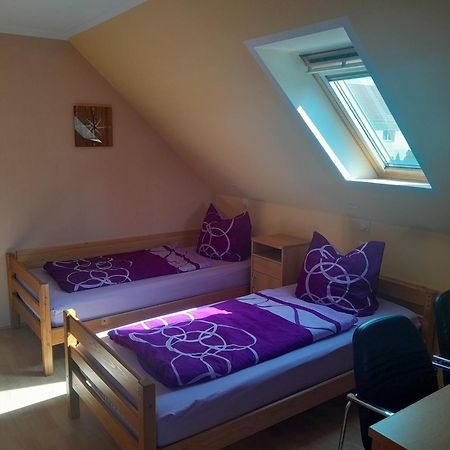 Fewo Hohen Neuendorf Bei Berlin Mit Sauna Und Fuss-Spa Екстер'єр фото