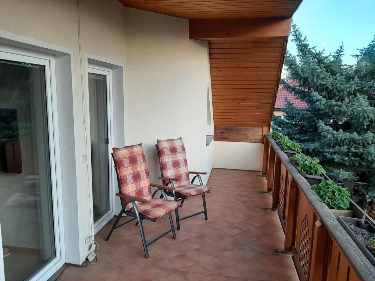Fewo Hohen Neuendorf Bei Berlin Mit Sauna Und Fuss-Spa Екстер'єр фото